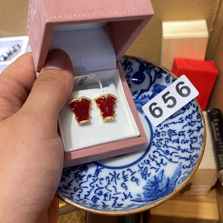 用***4其他656。