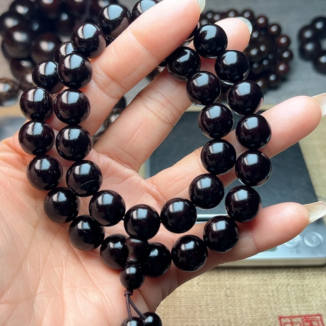 檀香紫檀（小叶紫檀）1.2 手持