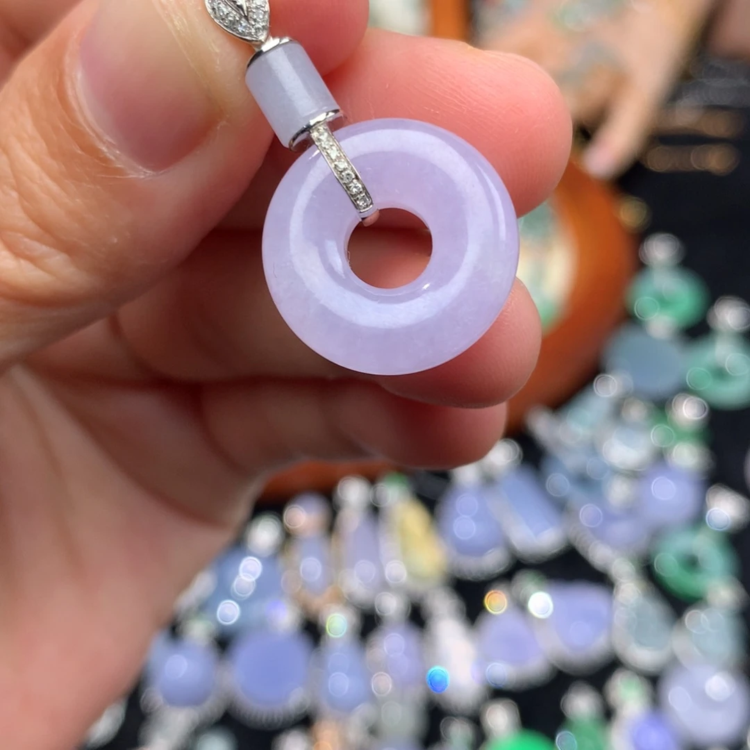 吊坠(不含链)18K金镶嵌翡翠