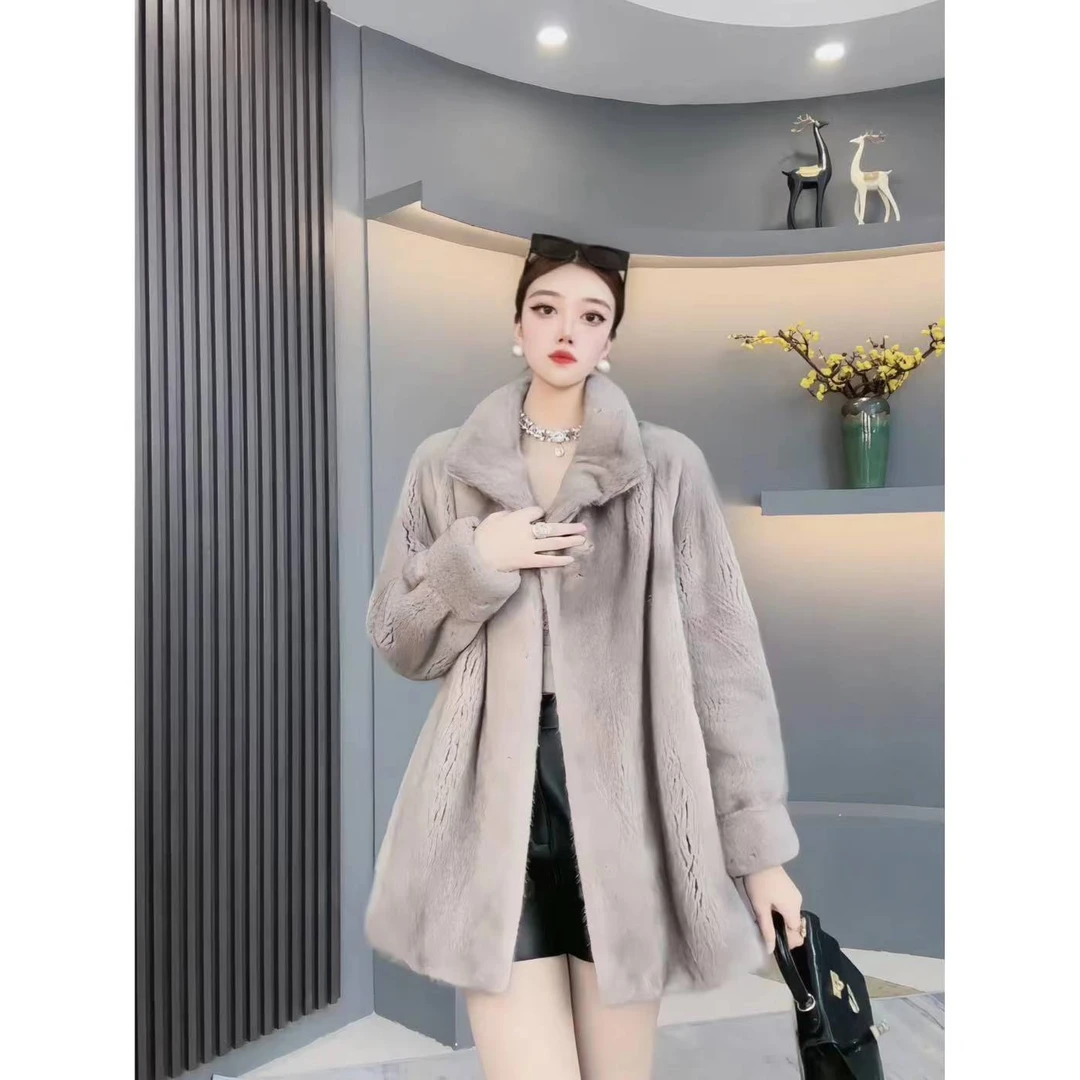 1212 M 进口天鹅绒水貂皮草外套银兰中长时尚燕尾领0222-75