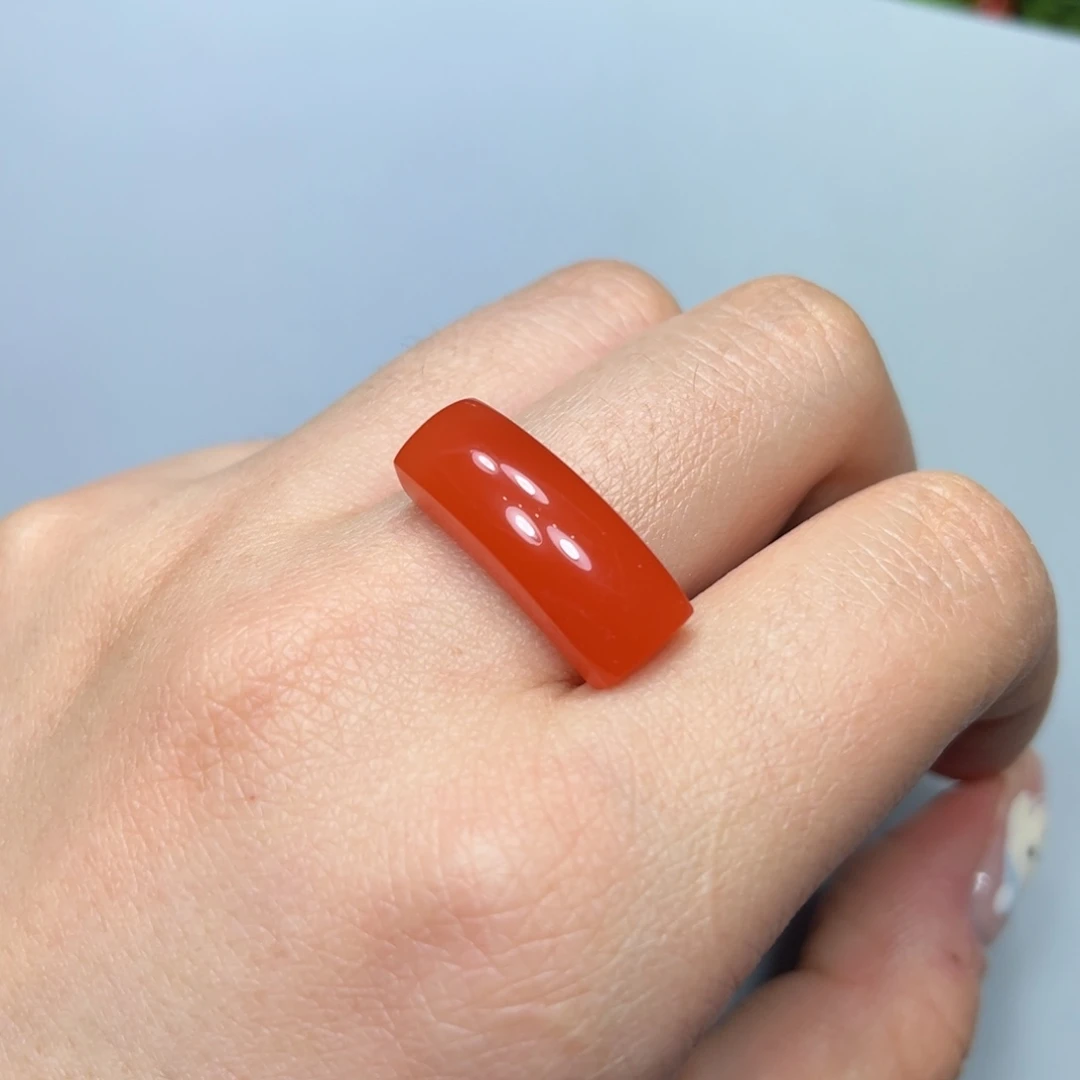 南红玛瑙柿子红马鞍戒面未镶嵌