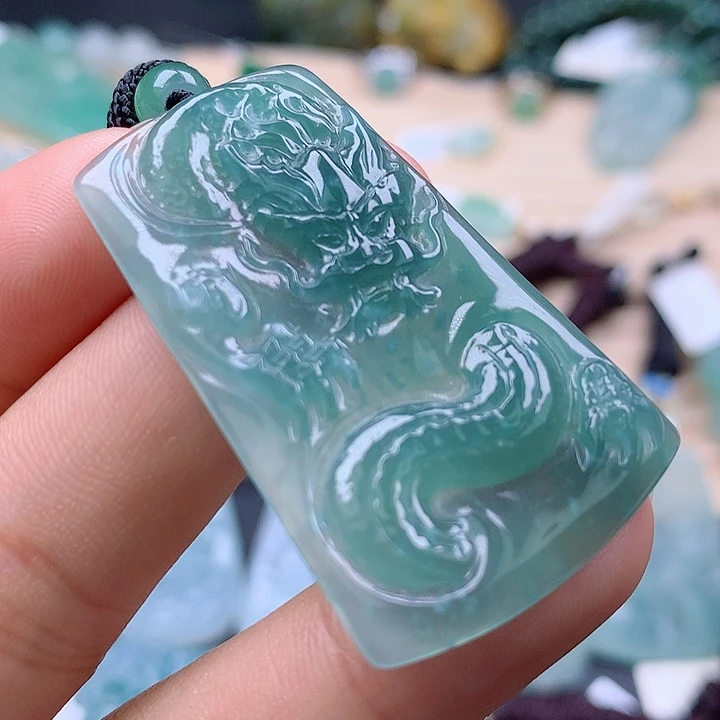 【闪购商品】翡翠颈饰未镶嵌翡翠吊坠