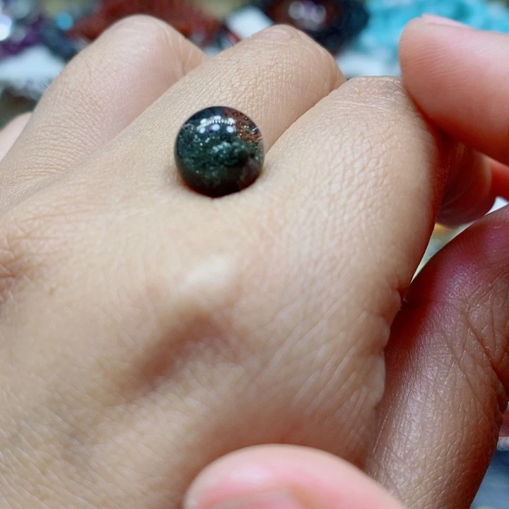 未镶嵌颈饰水晶水晶