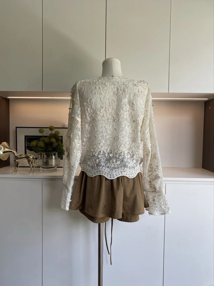 法式宫廷圆领无袖花朵连衣裙女夏季设计感富家千金小香风收腰短裙