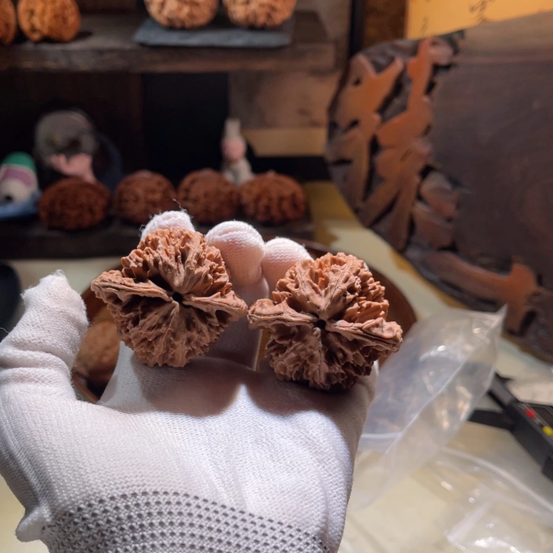 大***孩文玩核桃把件48大花全品有磕碰