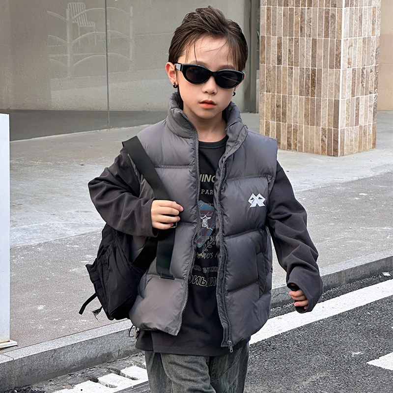 黑金刺绣冬季女童马甲新款儿童纯色洋气背心男童加绒绒服保暖外套