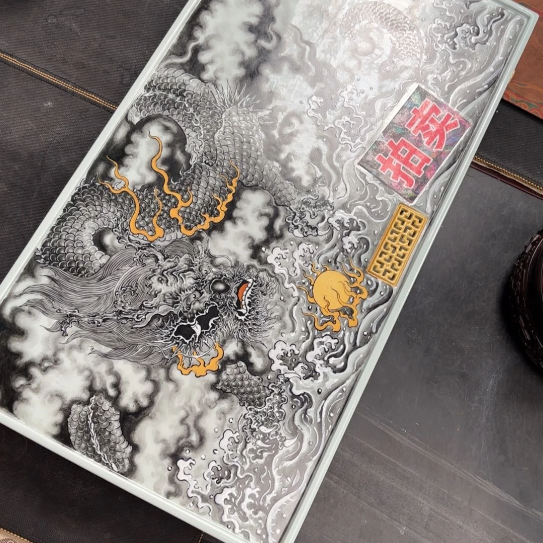 卜***德手绘墨龙干湿泡台