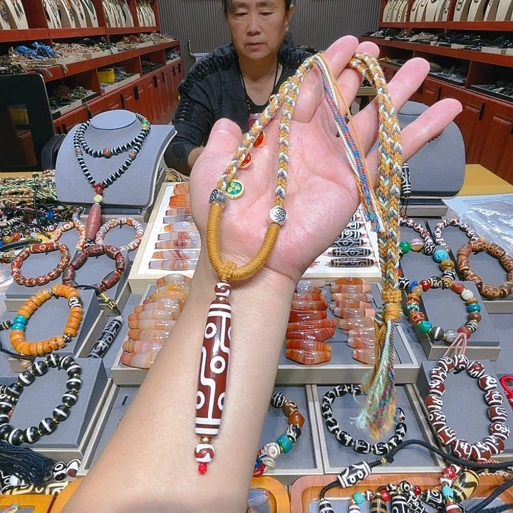 未镶嵌玛瑙/玉髓珠宝奇石