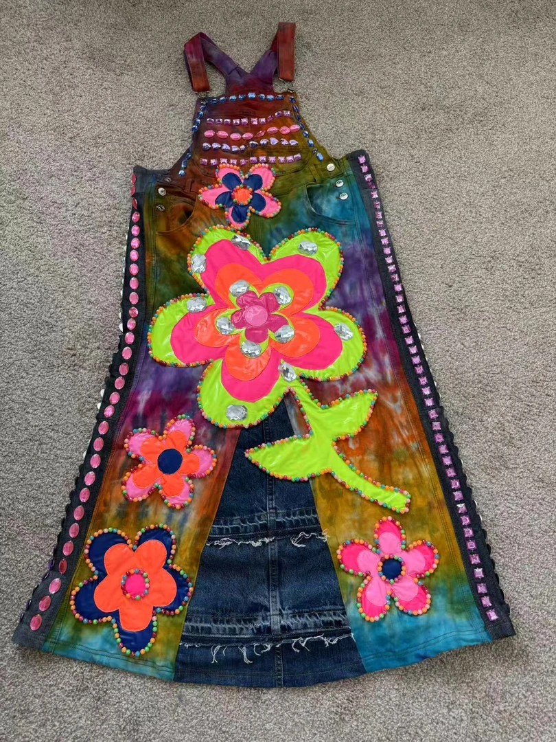 T41 时尚休闲女士纯手工印花民族风大花绣花红色沙滩渐变背带裤