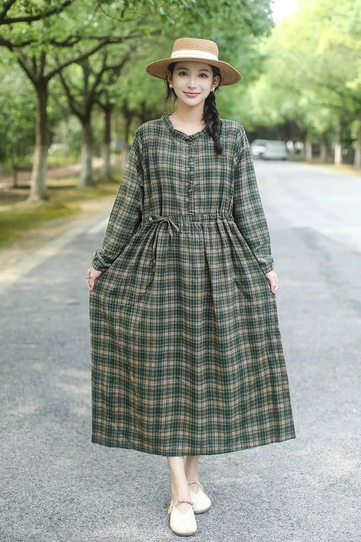 复古文艺秋季长袖木耳领格子百搭显瘦连衣裙BH 658-3 格子