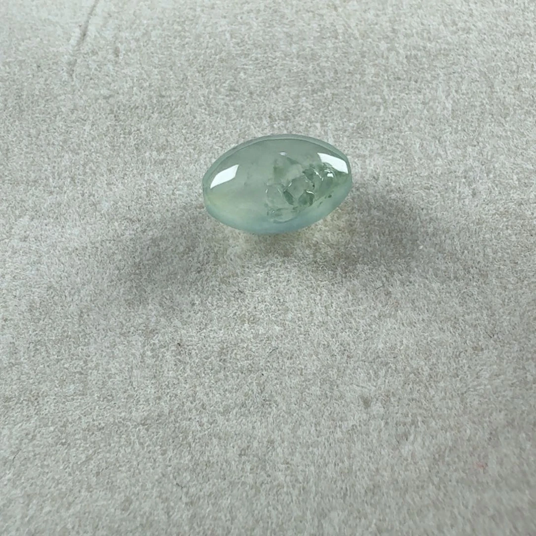 翡翠未镶嵌颈饰枣珠