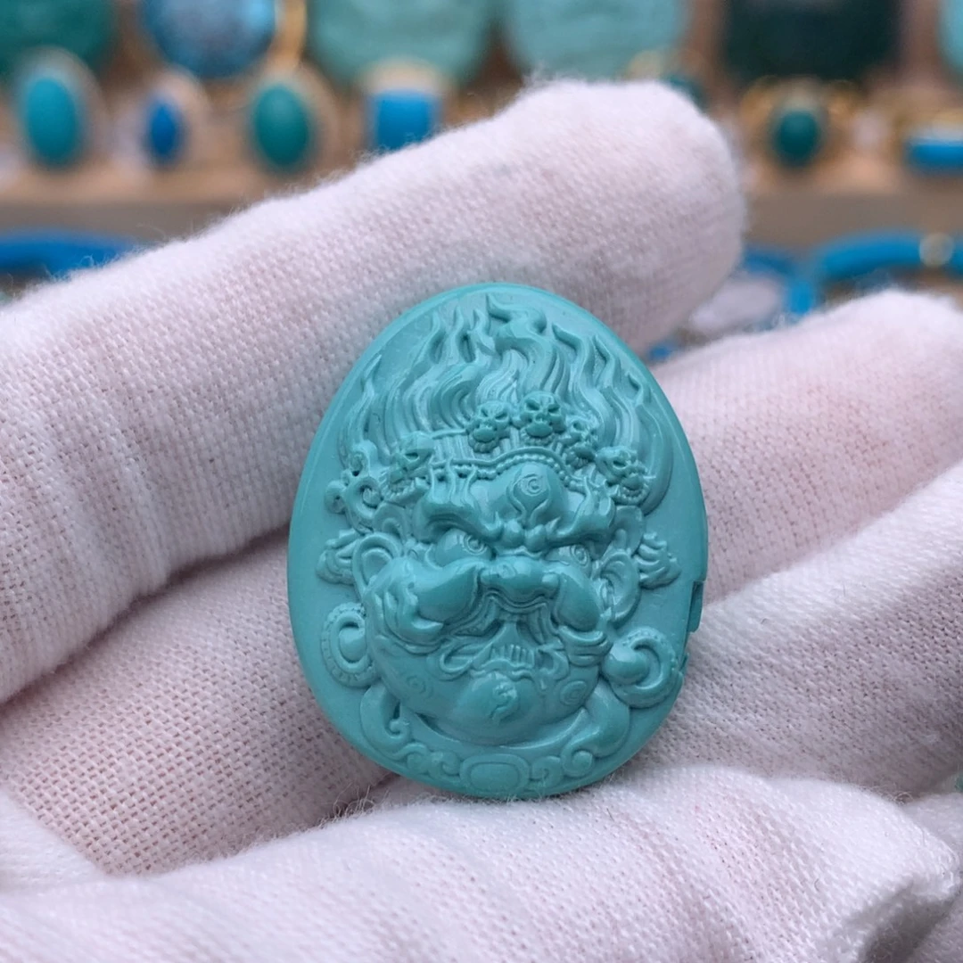 绿松石未镶嵌珠宝奇石