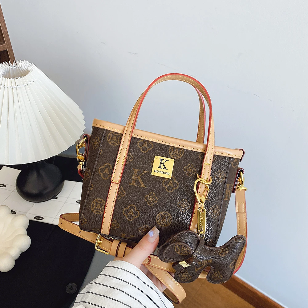 新款时尚女包气质手提菜篮子水桶包洋气百搭单肩斜挎女包手拎包