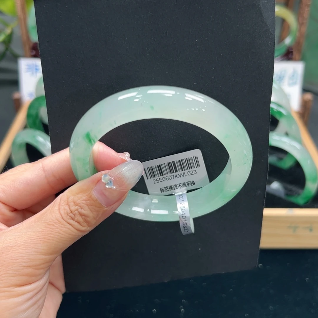 小***涡石英质玉手镯未镶嵌➕佳佳60
