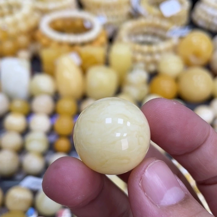 蜜蜡未镶嵌裸石21.7mm浓蜡白花虎皮