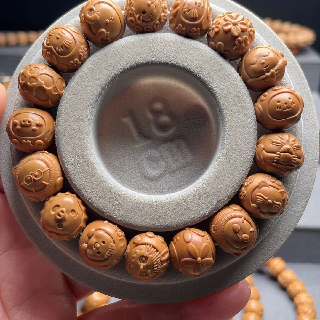 猴头核桃吊坠动物乐园