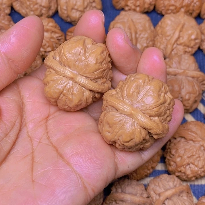 【闪购商品】文玩核桃吊坠蛙蛙38