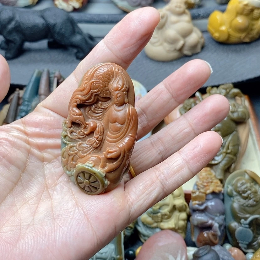 【闪购商品】定制石英质玉吊坠未镶嵌
