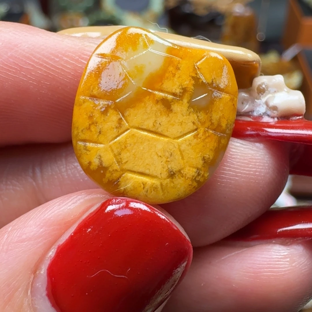 岫岩河磨玉（透闪石质玉）未镶嵌挂件