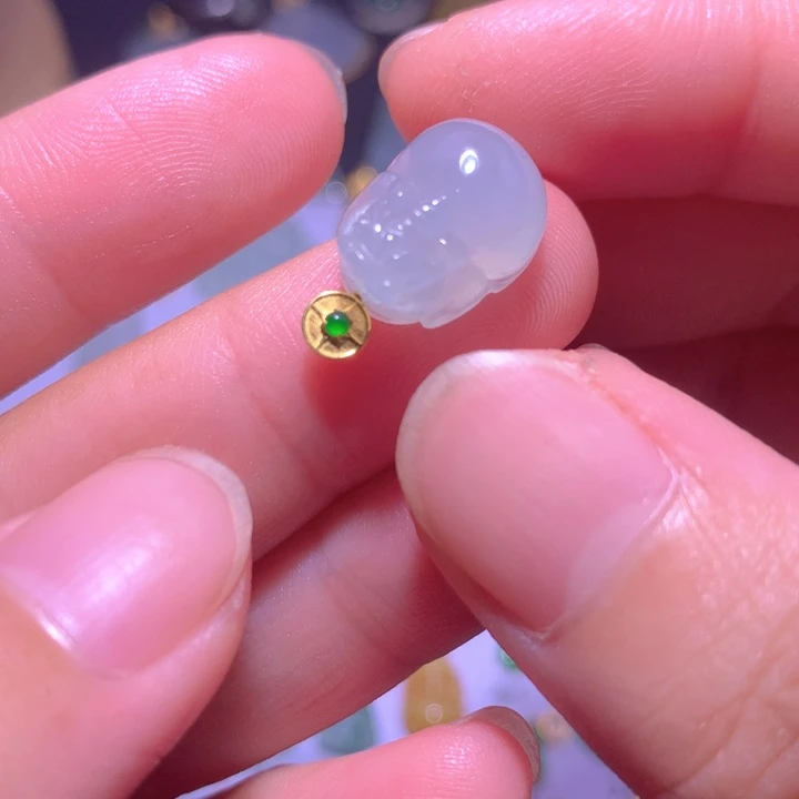 颈饰18K金镶嵌翡翠翡翠