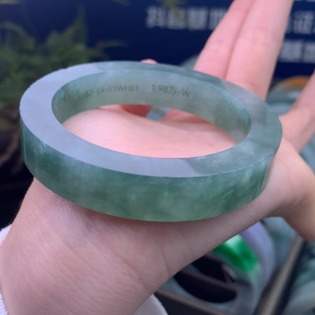 定制翡翠未镶嵌手镯定制不退不换