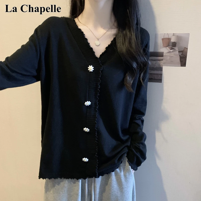 拉夏贝尔木耳边V领长袖针织开衫大码女装秋冬新款打底衫毛衣上衣