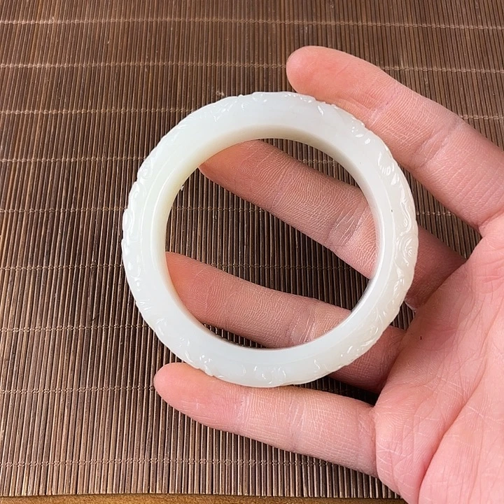 适***王和田玉未镶嵌挂件