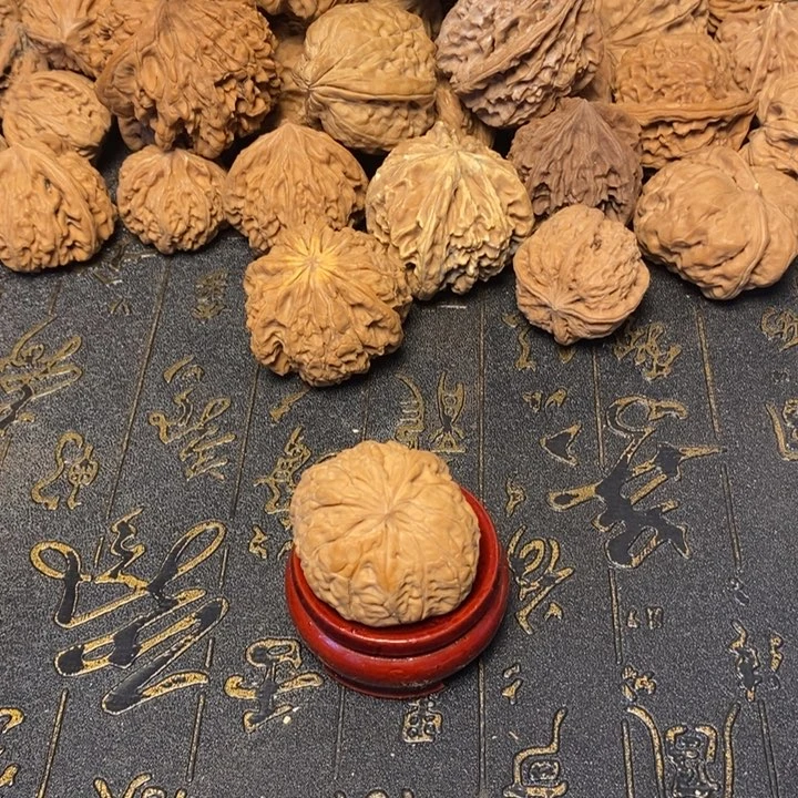 兮***克文玩核桃吊坠文玩核桃异形单只