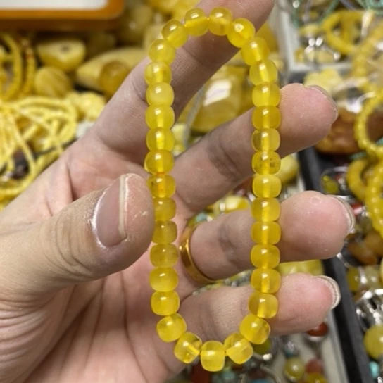 未镶嵌蜜蜡裸石多样性发货