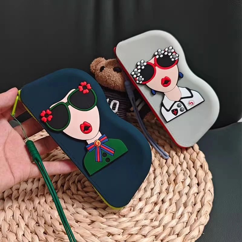 软硅胶眼镜袋女高颜值可爱大空间可挂包旅行防摔太阳镜墨镜收纳盒