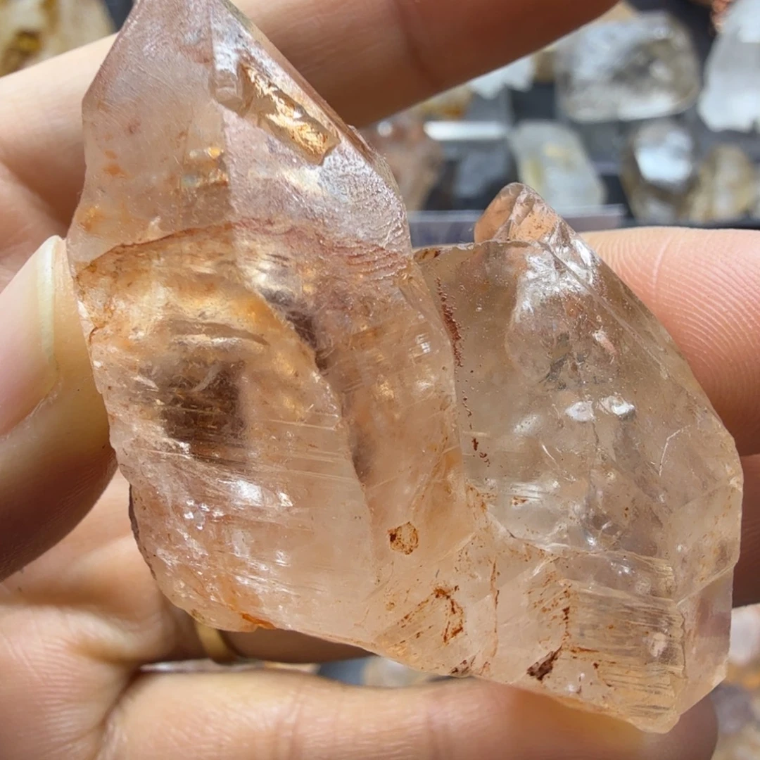 石材红泥骸骨水晶