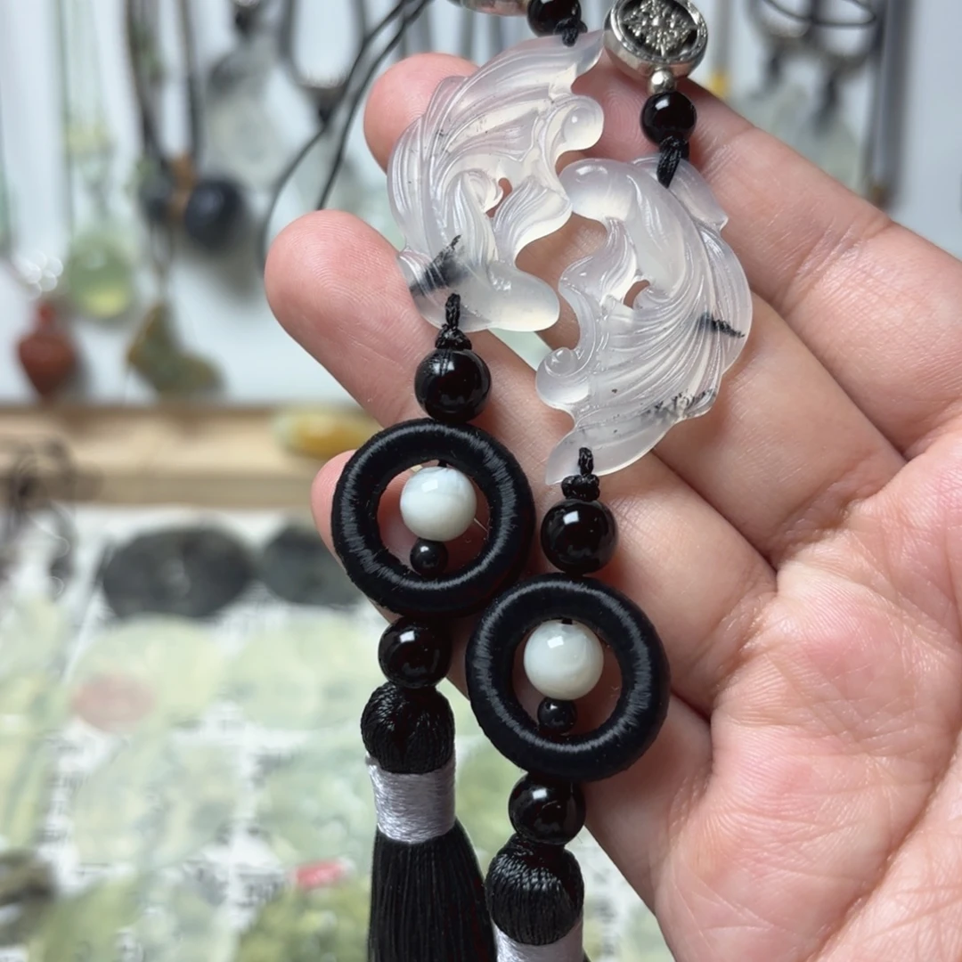 蛇纹石玉合金颈饰
