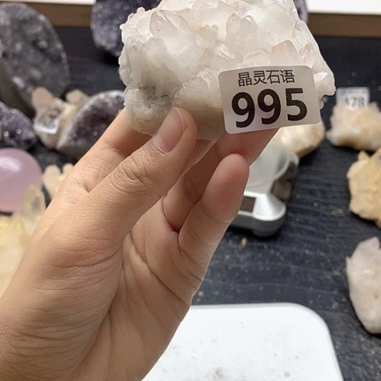 大型摆件（非配饰）未镶嵌水晶