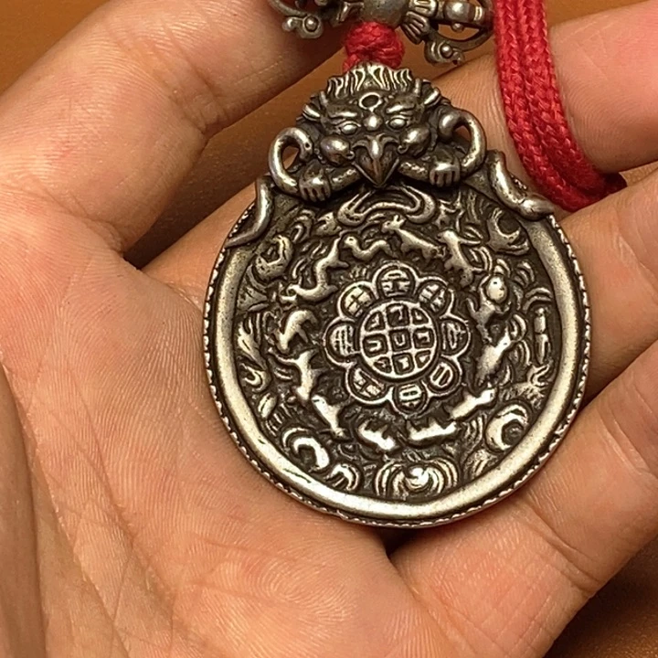 泥塑ㄟ***伱藏传牌子……