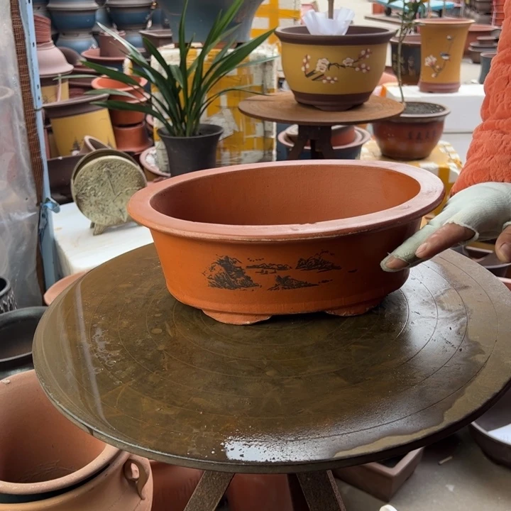 紫砂30红椭圆 口径30×21×10