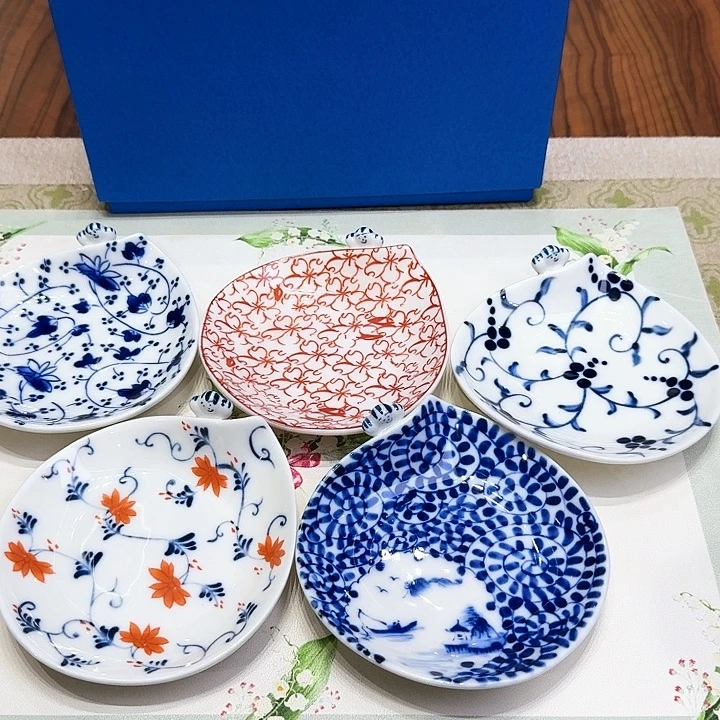 瓷片杯子杯子杯子水杯杯杯子杯子