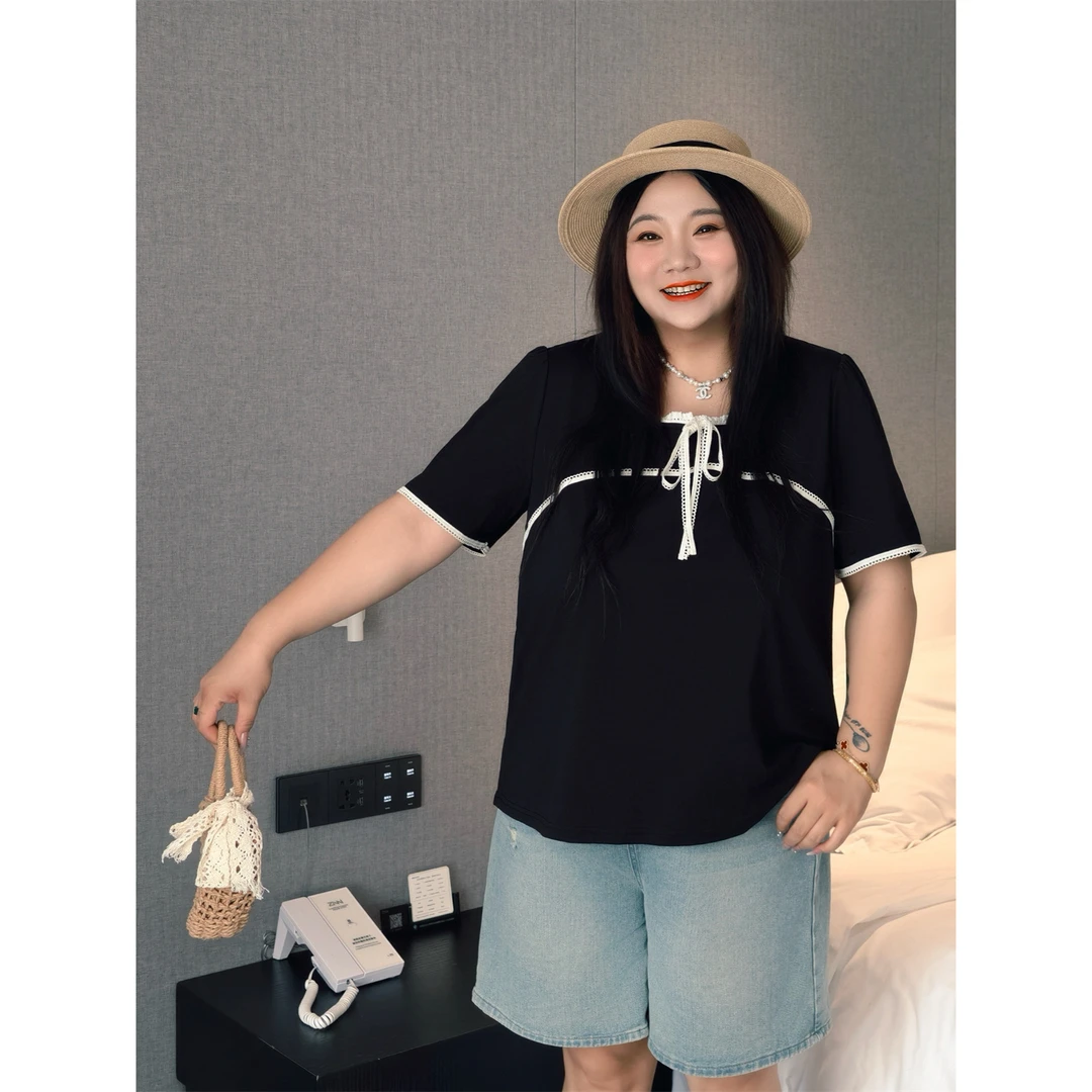 落椿庭前 / 法式气质方领显瘦甜美上衣 15351花契大码200斤胖mm