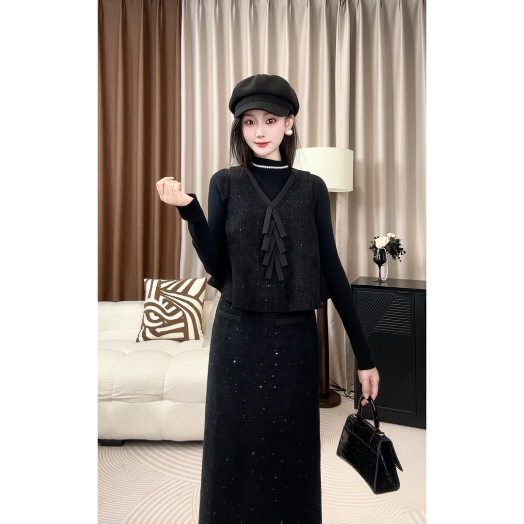 X'XIAO 法式赫本风黑色时尚套装女秋冬新款无袖背心半身裙两件套