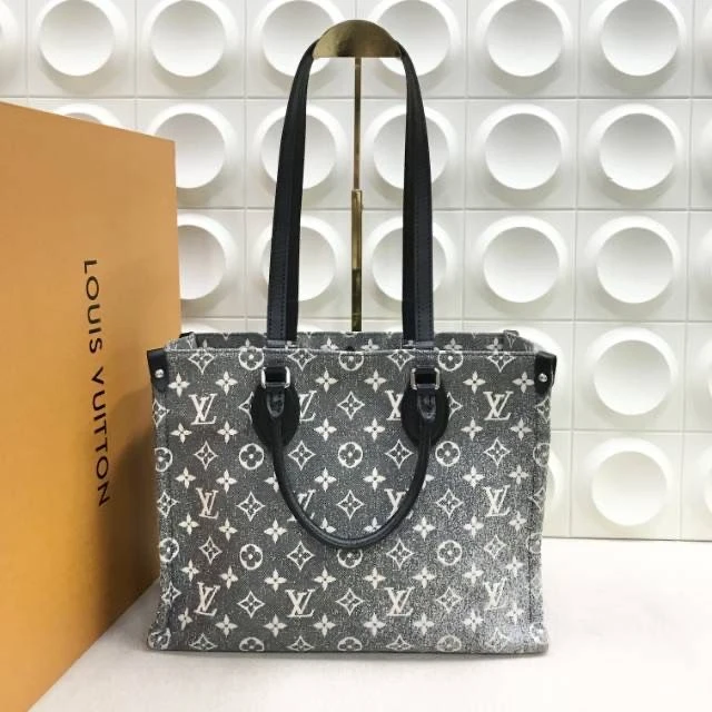 95新/路易威登/C14034052900/[PY1106B0006]