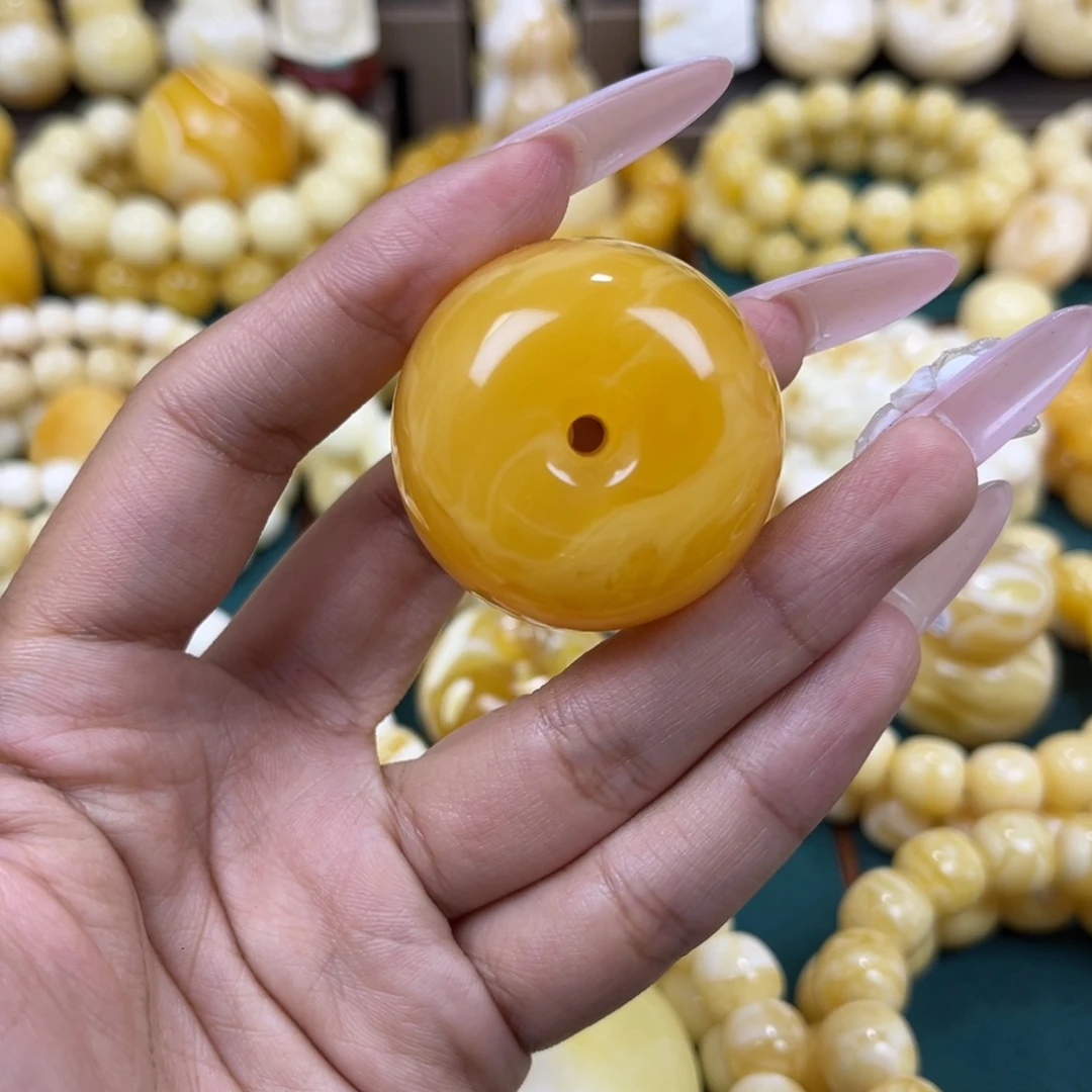 未镶嵌琥珀手链……