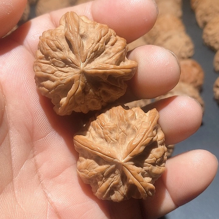 吊坠文玩核桃三棱