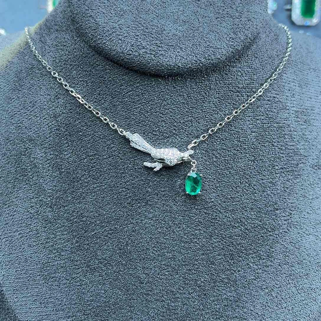 坠链均925银培育祖母绿色宝石