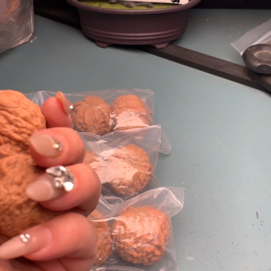 文玩核桃把件雨花石3839