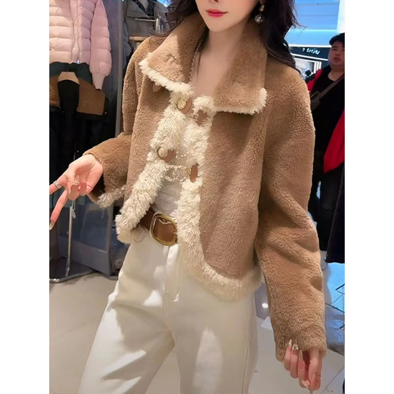 时尚轻奢气质撞色短款外套女装2025冬季新款显瘦百搭小众保暖上衣