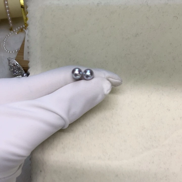 18K金镶嵌海水珍珠耳钉6-6.5