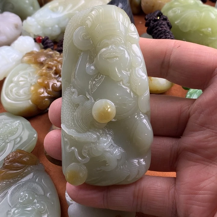 未镶嵌和田玉挂件