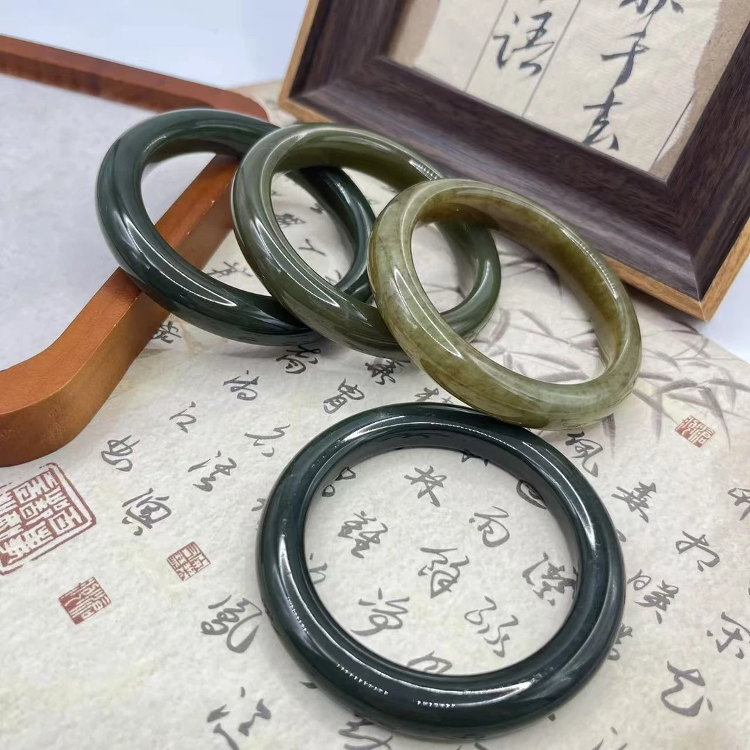 春日珠宝 和田玉 古韵精致玉手镯玉镯子多样性发货拍一发一H347