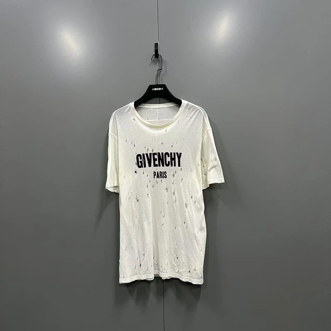 95新 Givenchy/纪梵希 a14 纪梵希 小破洞短袖 M码000680