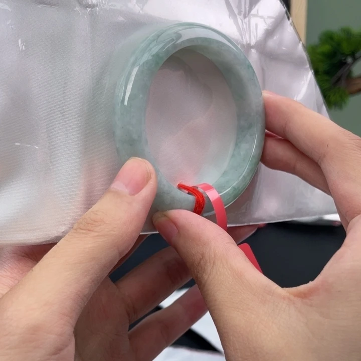 未镶嵌手镯翡翠一次就好开心哈哈哈哈哈哈好哈哈