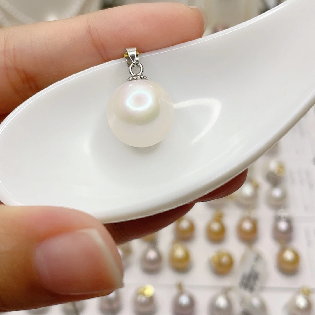 淡水珍珠合金吊坠(赠链)